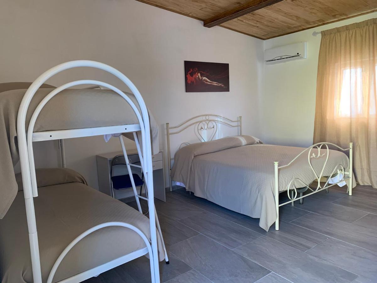 Casa Acito Bed and Breakfast Stornara Buitenkant foto